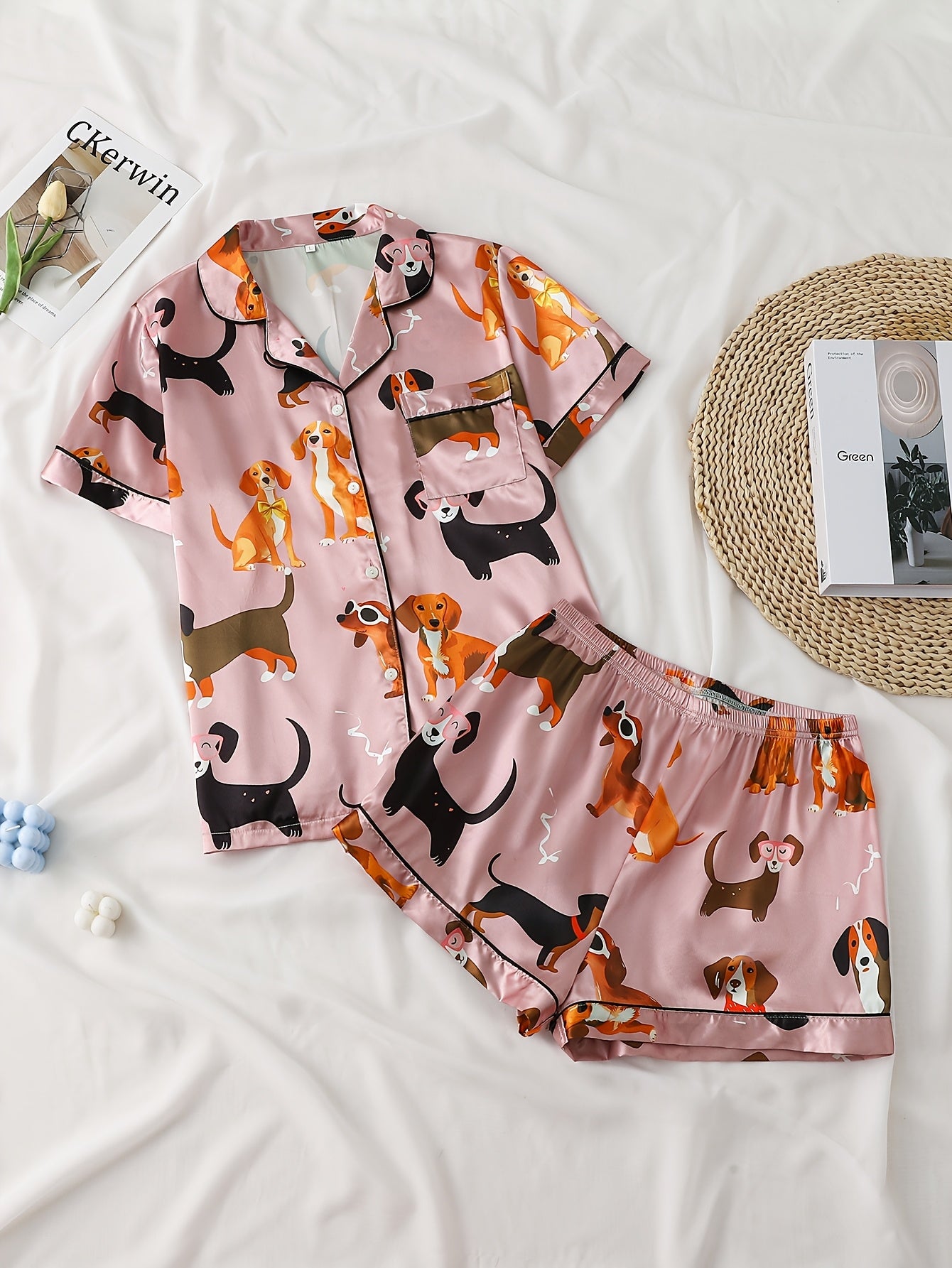 Ladies' Two-piece Satin Pajamas Set In Red Bean Paste Color with A Small Dog Pattern, Ladies' Two-piece Short-sleeved Stand-up Collar Top Paired with Shorts, Ladies' Pajamas for Home Wear, Two-piece Women'S Set