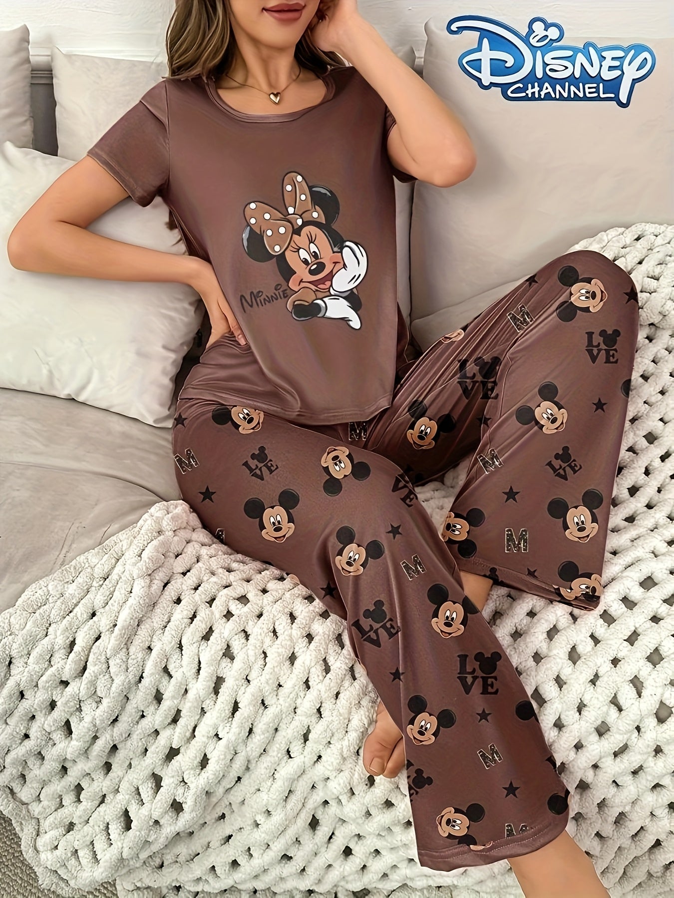 2pcss Disney Women'S T-Shirt And Trousers Set 3D Full-Body Printed Cartoon Pattern Bright Colors Lightweight Polyester Short-Sleeved Top + Trousers 2pcss Set Suitable for Outdoor Wear