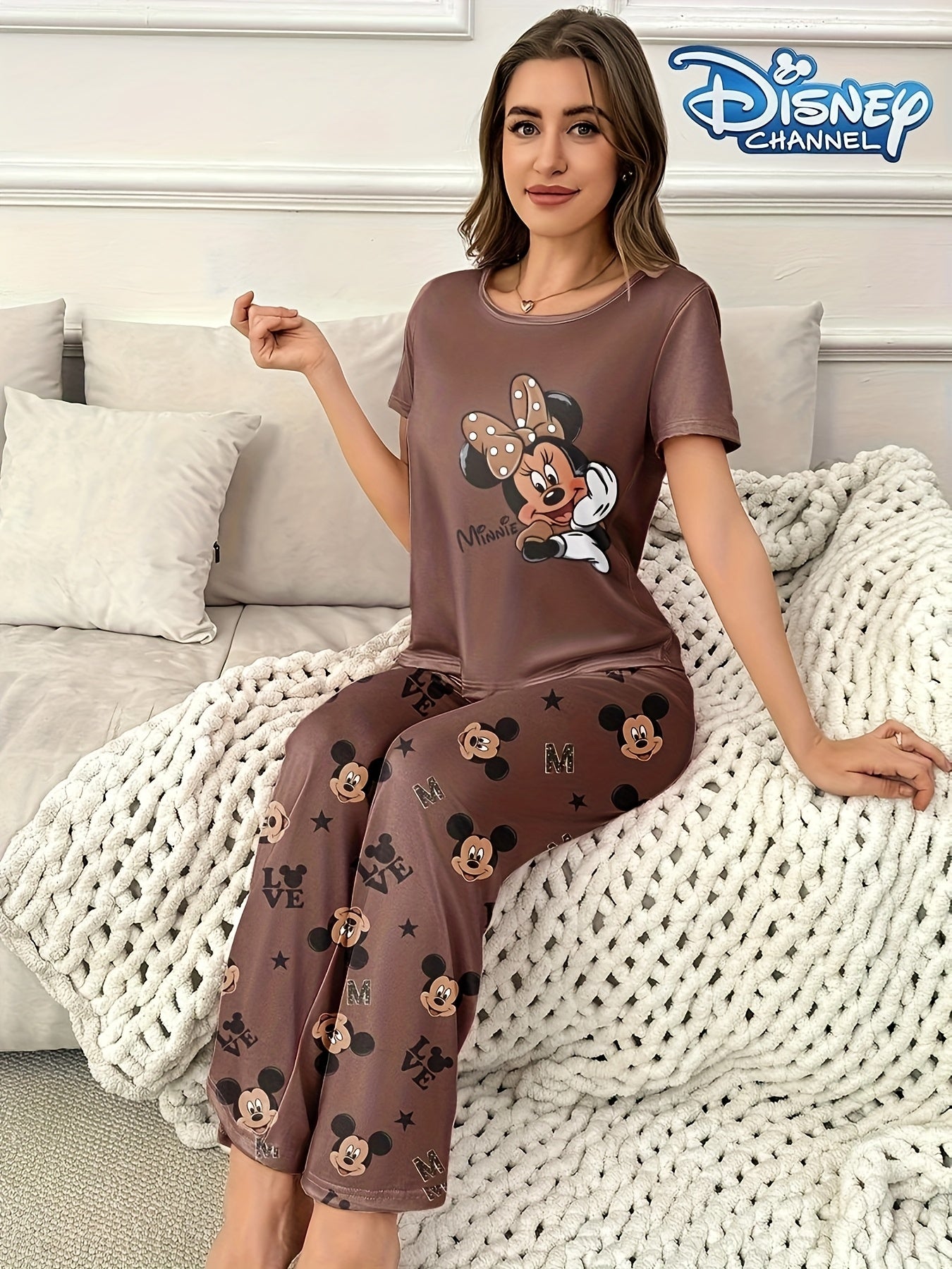 2pcss Disney Women'S T-Shirt And Trousers Set 3D Full-Body Printed Cartoon Pattern Bright Colors Lightweight Polyester Short-Sleeved Top + Trousers 2pcss Set Suitable for Outdoor Wear