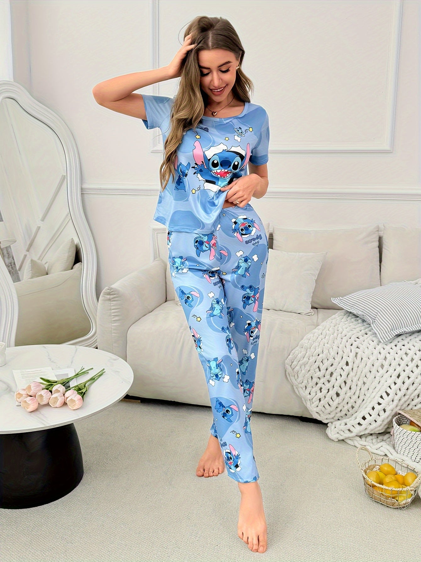 [Cute Printed Pajama Set] Cute Printed Women's Round Neck Short Sleeve Top | Star Pajama Set