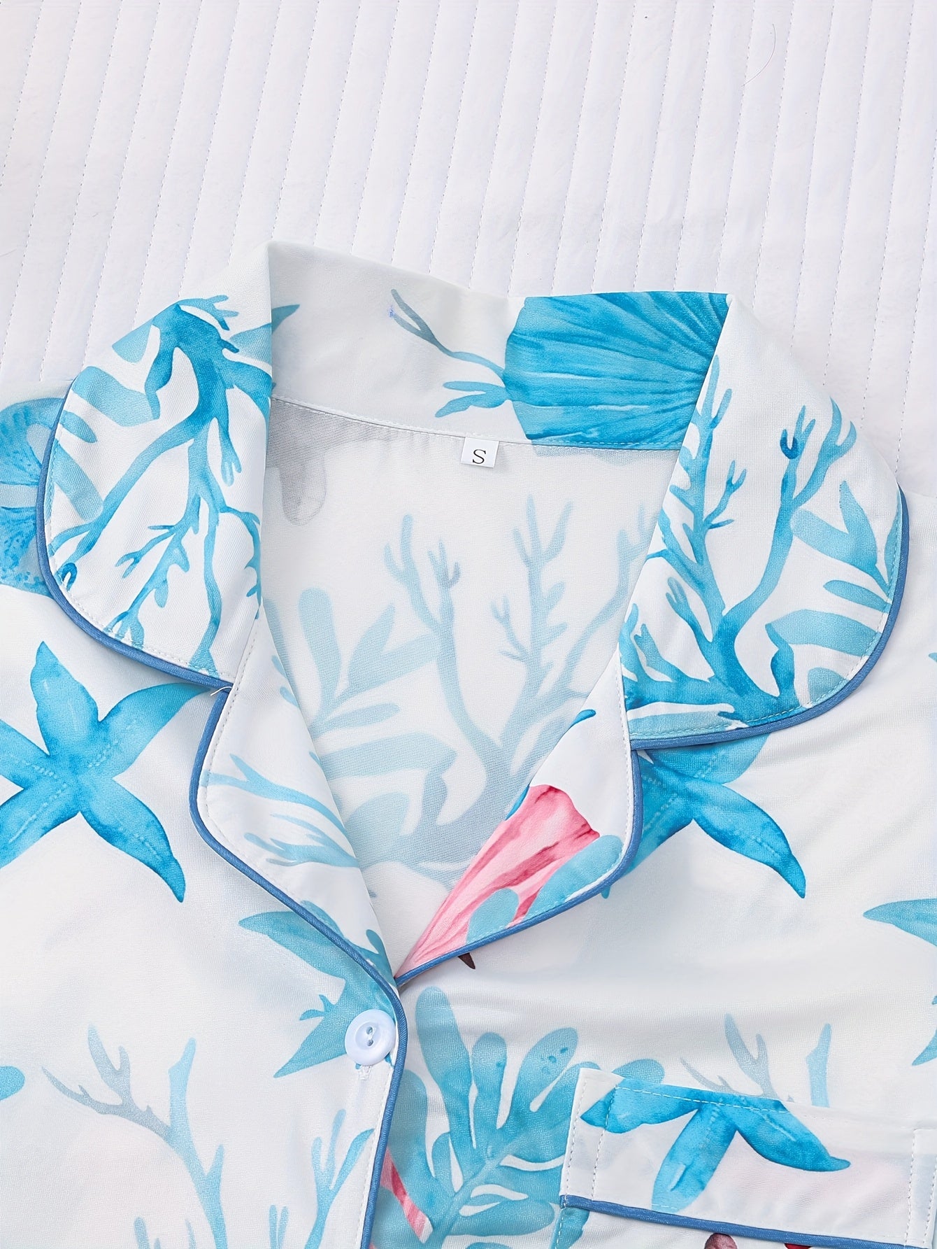 Two Piece Women'S Elegant Polyester Pajama Set, Knitted Fabric, Comfortable For All Seasons, Short Sleeved Button Top, Collar And Same Shorts, With Starfish Seaweed Print And Pocket Details, Suitable For Adult Pajama Set