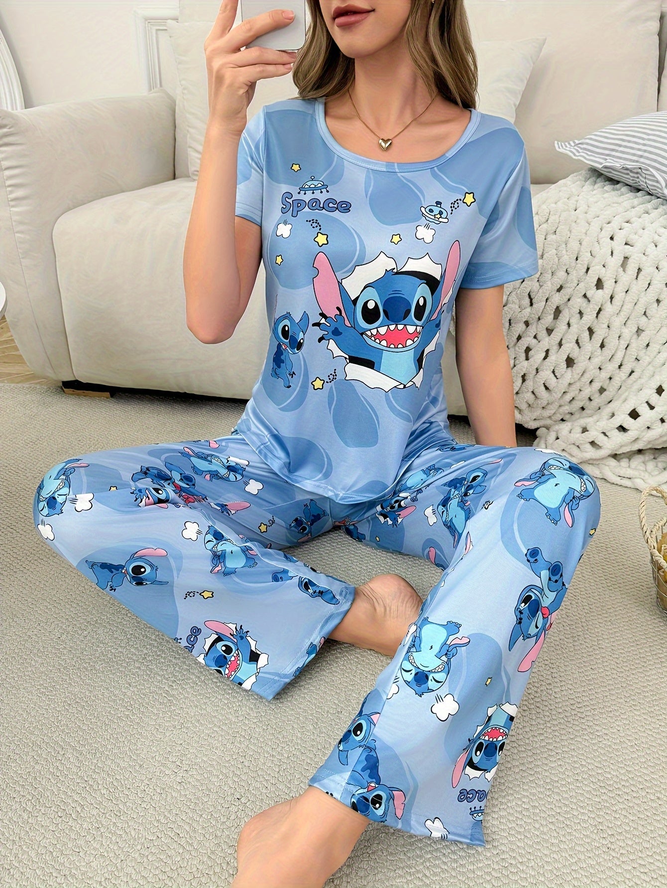 [Cute Printed Pajama Set] Cute Printed Women's Round Neck Short Sleeve Top | Star Pajama Set